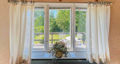 Schönes Haus mit 1 Schlafzimmer in Ljungskile