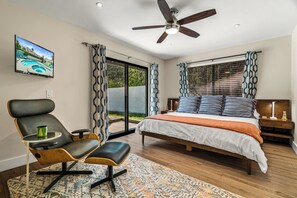 3 bedrooms, desk, iron/ironing board, free WiFi