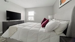 1 bedroom, desk, iron/ironing board, WiFi