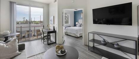 1 Schlafzimmer, Schreibtisch, Bügeleisen/Bügelbrett, WLAN