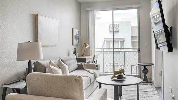 تلفزيون ذكي