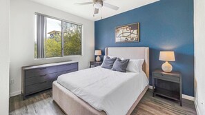 1 Schlafzimmer, Schreibtisch, Bügeleisen/Bügelbrett, WLAN