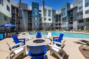 Pool - Landing | Amazing 1BD, Rooftop Lounge, Gym (Tempe)
