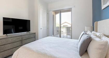 Landing | Incredible 2BD, Pool