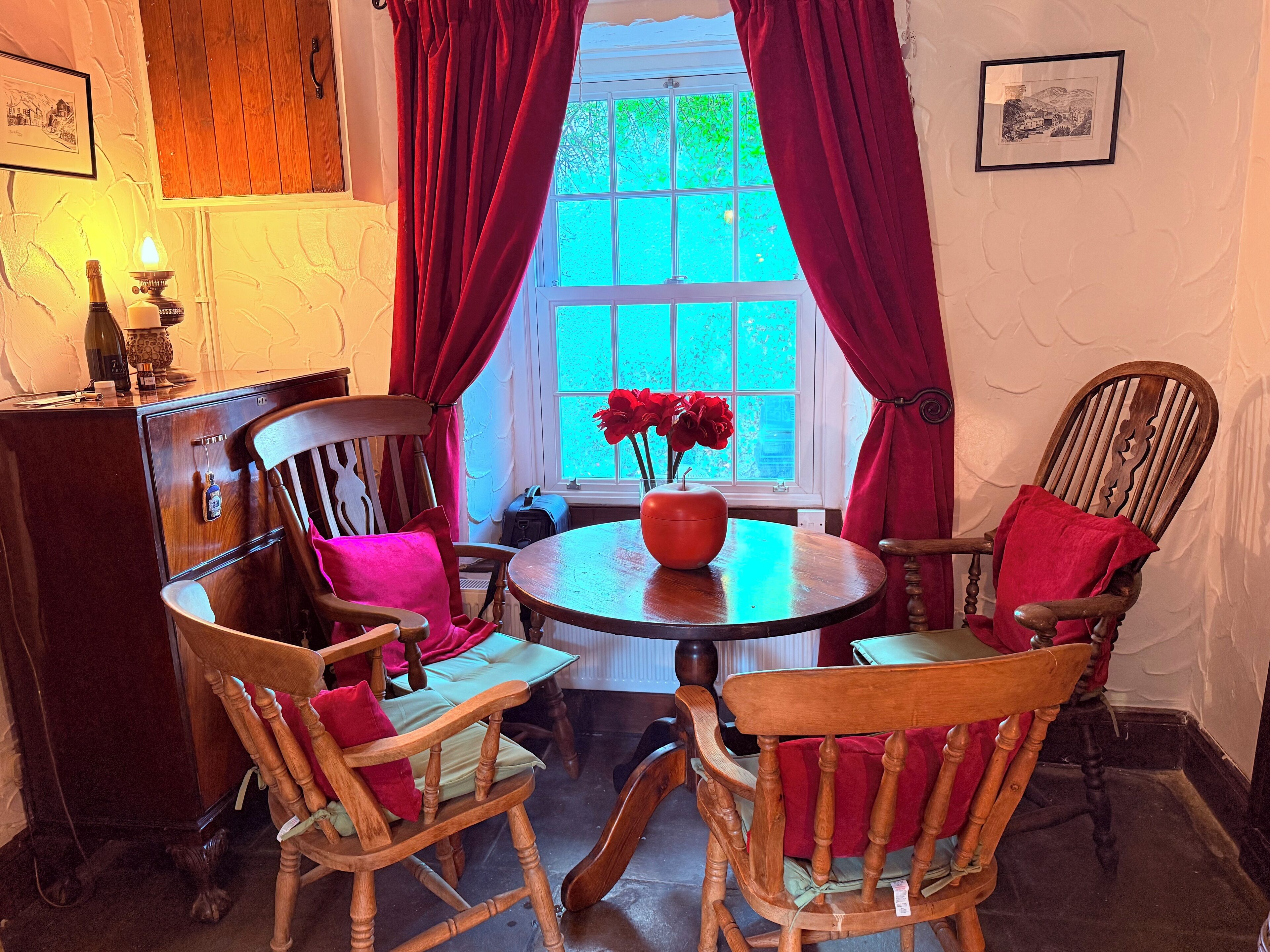 المنشأة من الداخل