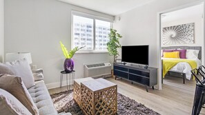 1 chambre, bureau, fer et planche à repasser, Wi-Fi