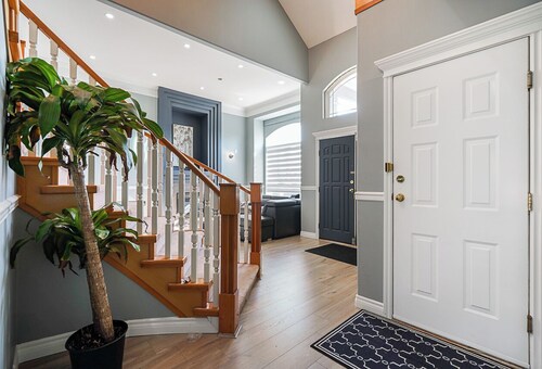 fabulous house in fabulous Surrey with AC