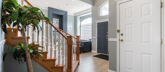 fabulous house in fabulous Surrey with AC