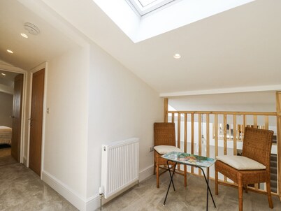 Number 2 The Barn House