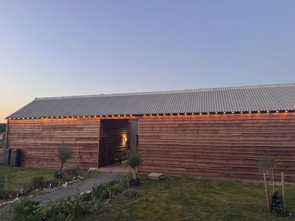 Number 2 The Barn House - Buckinghamshire
