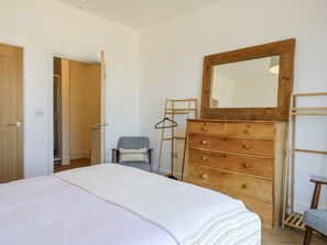 4 soverom, individuelt dekorert og individuelt innredet