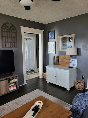 Charming 1920s 2-bedroom house in Central Tacoma