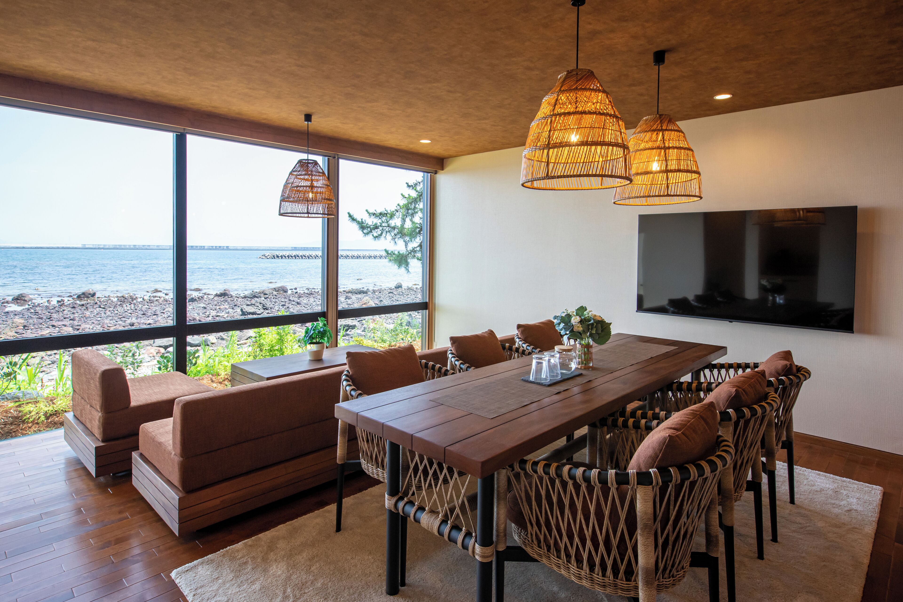 Safe på rommet, blendingsgardiner, wi-fi (inkludert) og sengetøy