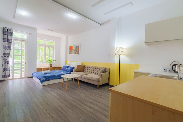 Interior - Charming 6-bedroom house-Max16People-1km to Bui Vien-CityCentral HCM (Hồ Chí Minh)