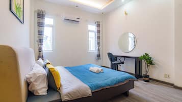 6 chambres, fer et planche à repasser, Wi-Fi, draps fournis