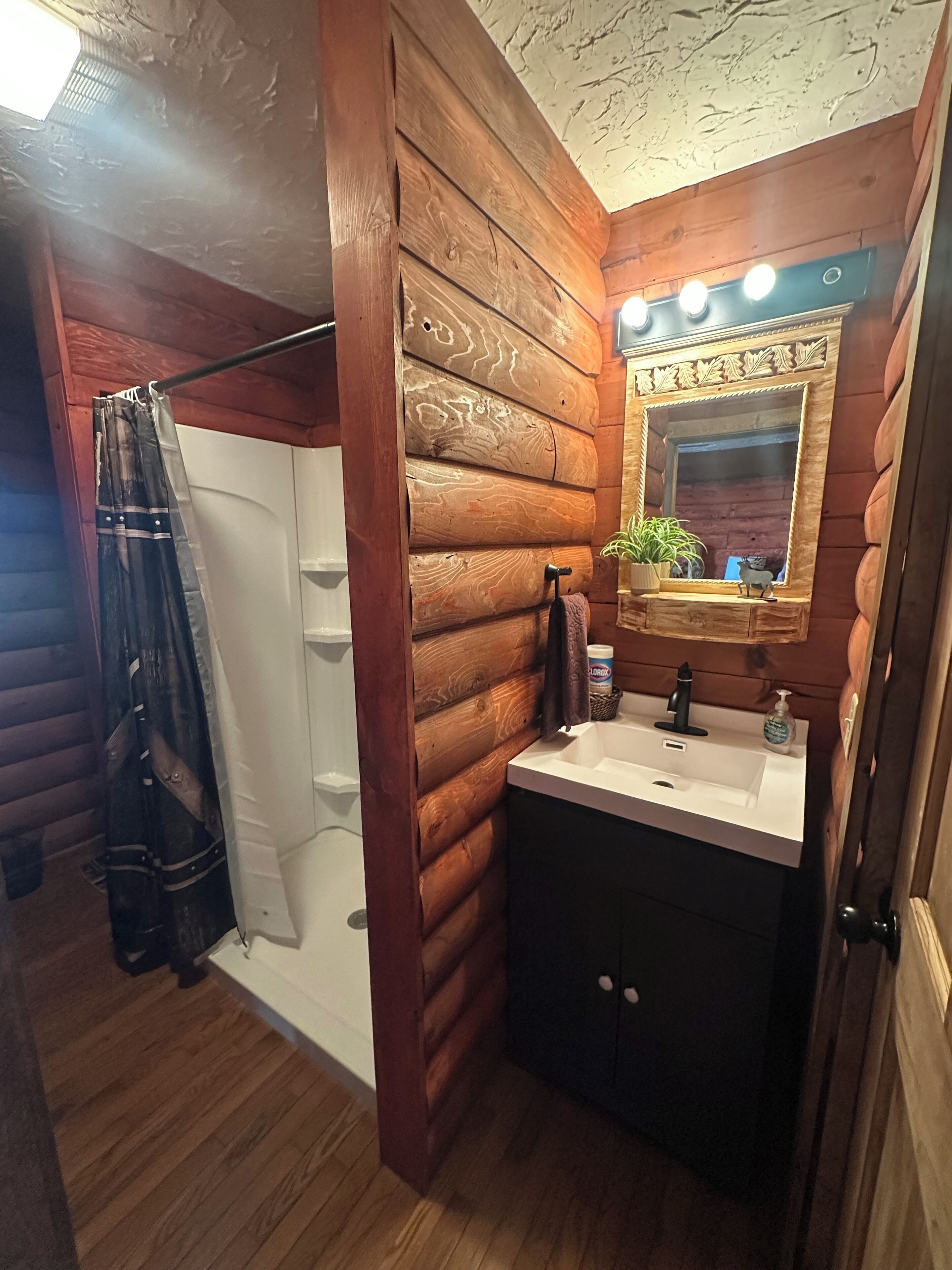 Towels, toilet paper