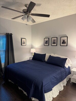 2 habitaciones, tabla de planchar con plancha y wifi gratis 