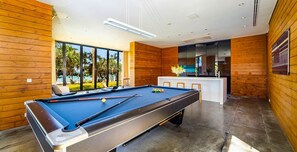 Spielezimmer