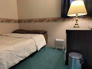WiFi, bed sheets