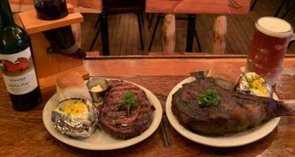 Warrior Room, Grant MT, Horse Prairie Stage Stop. Single, Full bed TINY SPACE!
