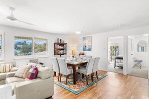 Interior - Full House, Unit 1 Anna & Unit 2 Barry at Beachside Mackay at Lamberts Beach, AU (Slade Point)
