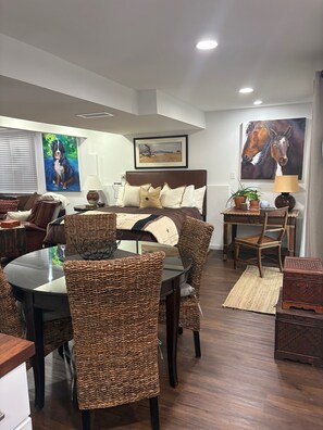 Interior - Fully Furnished Apartment for Rent – Newly Renovated with Modern Amenities (Littleton)