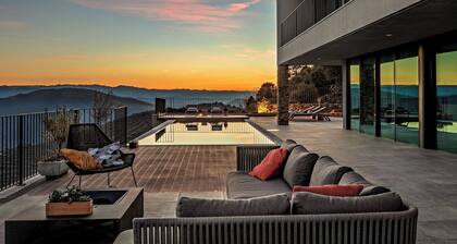 Luxury Villa Douro Valley River View and Pool
