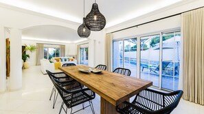 Dining - Portugal Luxury rental Villa in Vale do Lobo with pool and games room for endless entertainment (Vale do Lobo)