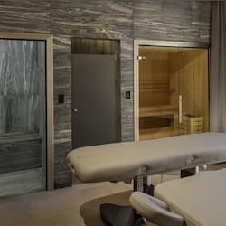 Phòng trị liệu đôi, phòng tắm hơi, bồn tắm thủy lực, phòng xông hơi