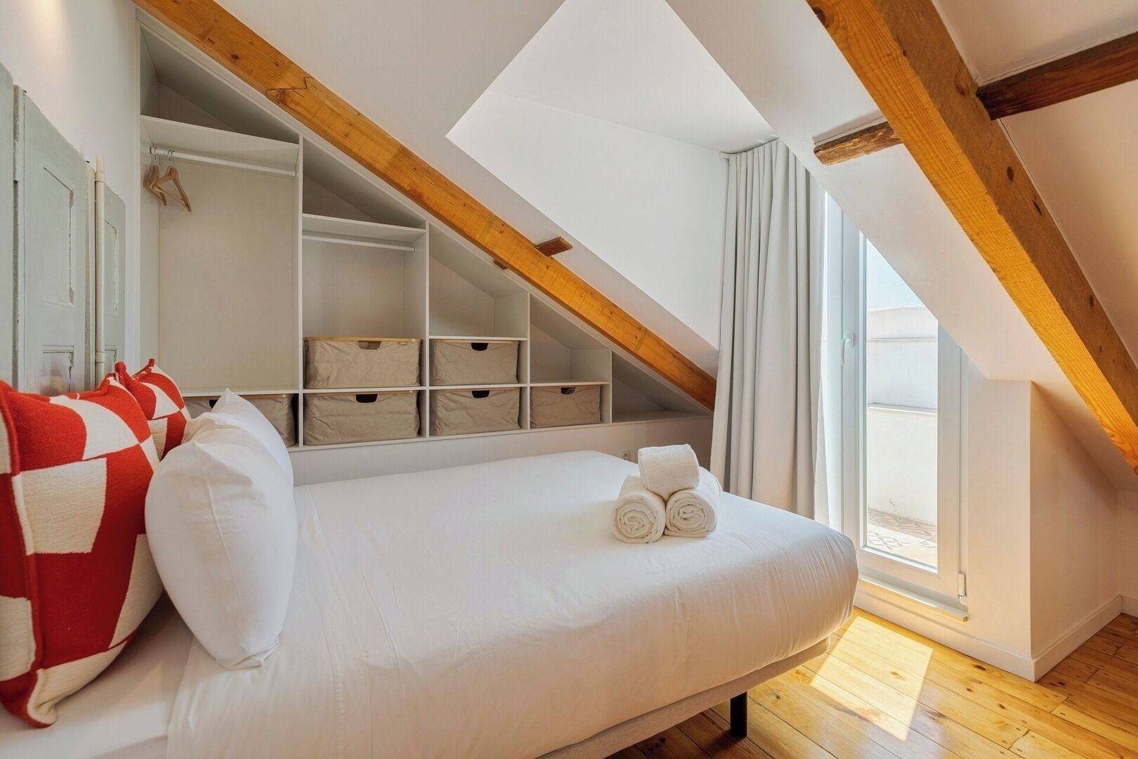 1 غرفة نوم ومكواة/لوح كي وسرير سفر وواي فاي