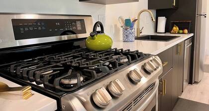 Nestled on the Marianna Butte Golf Course in Loveland, this modern garden-level basement retreat offers stunning mountain & lake views through large windows, flooding the space with light. Just a short drive to CSU campus & Estes Park