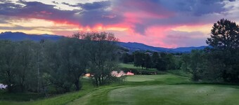 Nestled on the Marianna Butte Golf Course in Loveland, this modern garden-level basement retreat offers stunning mountain & lake views through large windows, flooding the space with light.  Just a short drive to CSU campus & Estes Park