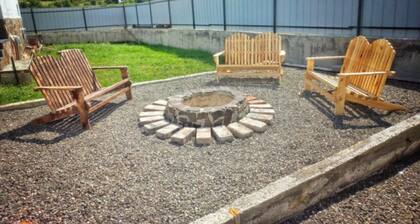 Gorgeous 2-bedroom cottage in Tsemi for a relaxing getaway