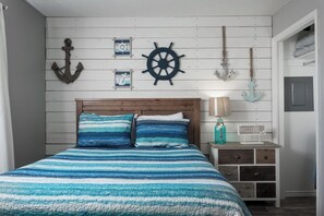 1 bedroom, iron/ironing board, Internet, bed sheets - St. George Getaway - Spacious, Updated 1 BD/1 BA, Sleeps 6 (St. George)