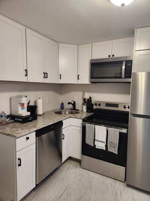 Microwave, oven, stovetop, dishwasher