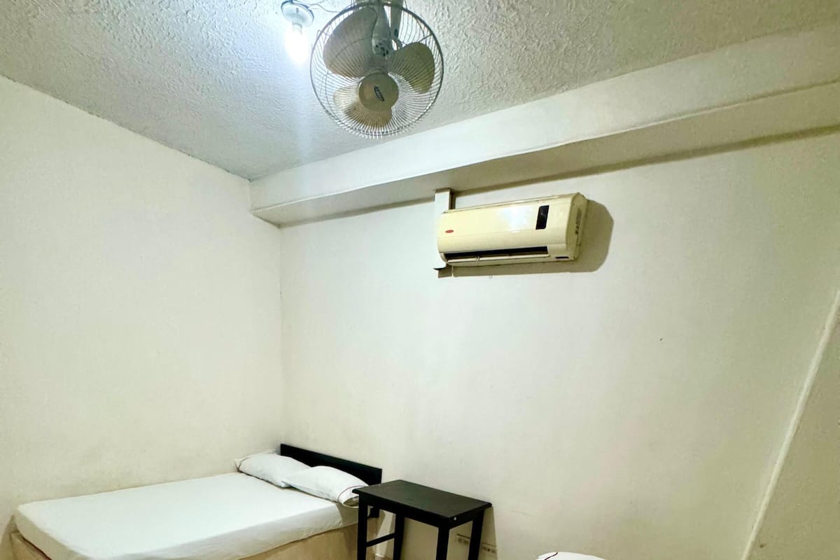 Deluxe Double Room | Hypo-allergenic bedding, desk, laptop workspace, free WiFi