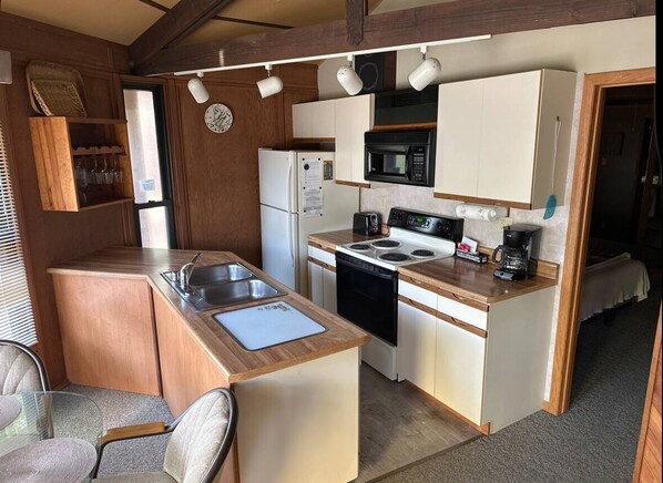 Microwave, oven, stovetop