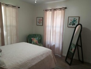 3 bedrooms, WiFi, bed sheets