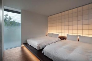 Room - KANSHUKUEN ESHIKOTO (YOSHIDA GUN)