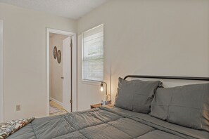 3 bedrooms, iron/ironing board, free WiFi, bed sheets