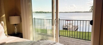 Grass Lake Getaway - Lakefront Duplex Sleeps 8
