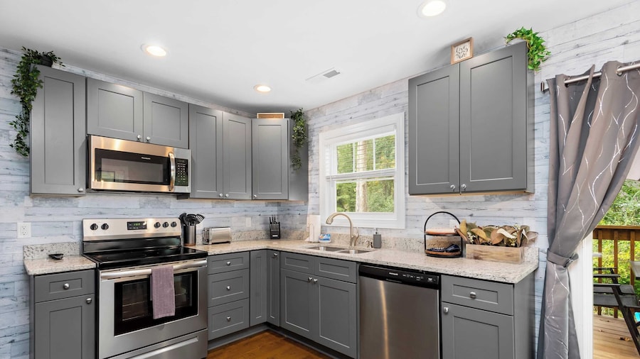 Dogwood & Sweetgum Buyout by Avantstay 2 Home Buyout! Sleeps 16!