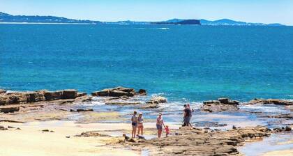 1 bedroom beachside unit Mooloolaba