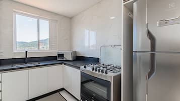 Basic Apartment | Private kitchen