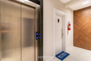 Basic Apartment | Interior