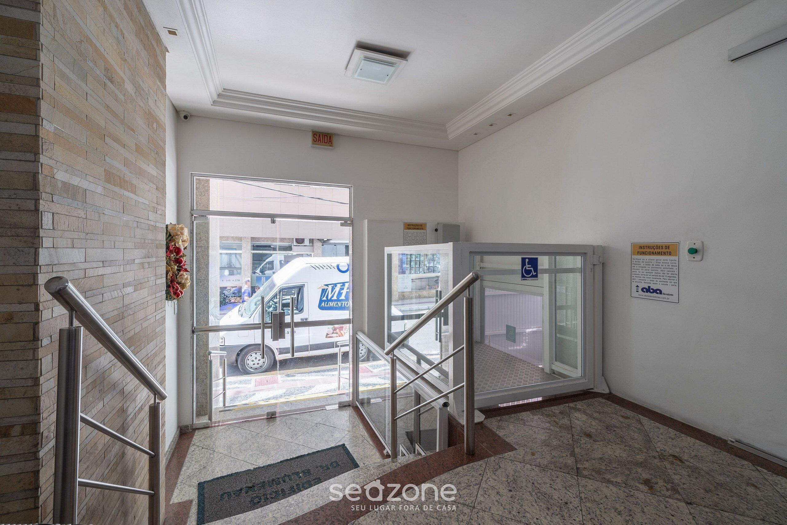 Basic Apartment | Interior