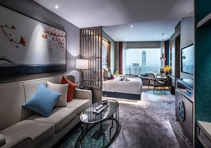 Business Single Room | In-room safe, desk, blackout curtains, iron/ironing board