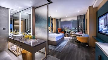 Phòng đơn phong cách cổ điển | Minibar với thức uống miễn phí, két bảo mật tại phòng, bàn