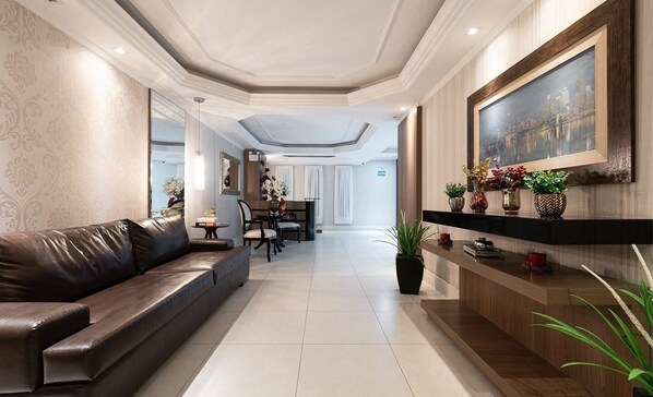 Interior - 2BR Apt w/ Pkg & BBQ 450m From sea Ean503 (Balneário Camboriú)