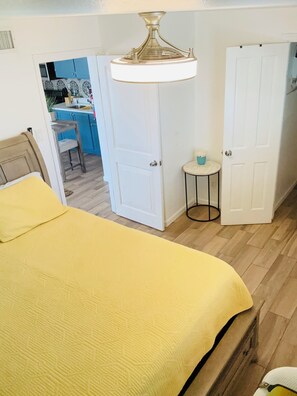 1 chambre, fer et planche à repasser, Wi-Fi